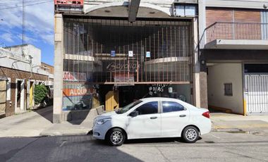 VENTA LOCAL LUJAN A METROS DE LA BASILICA