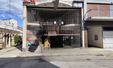VENTA LOCAL LUJAN A METROS DE LA BASILICA