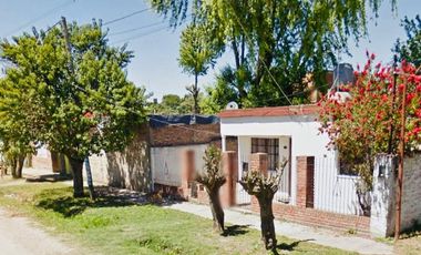 CASA EN VENTA 3 AMBIENTES APTA CRÉDITO EN GUERNICA