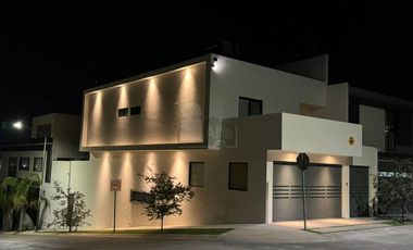 Casa tipo residencial en venta, Villamagna, San Luis Potosí