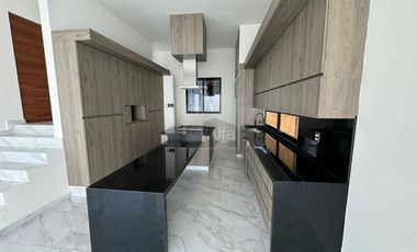 Casa tipo residencial en venta, Villamagna, San Luis Potosí