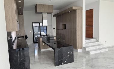 Casa tipo residencial en venta, Villamagna, San Luis Potosí