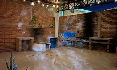 EN VENTA SALON DE EVENTOS CON ALBERCA EN AGUASCALIENTES