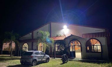 SALON DE EVENTOS CON ALBERCA