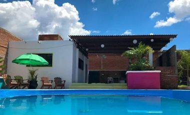 EN VENTA SALON DE EVENTOS CON ALBERCA EN AGUASCALIENTES