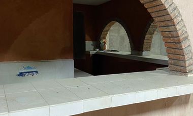 EN VENTA SALON DE EVENTOS CON ALBERCA EN AGUASCALIENTES