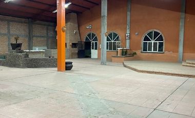 EN VENTA SALON DE EVENTOS CON ALBERCA EN AGUASCALIENTES
