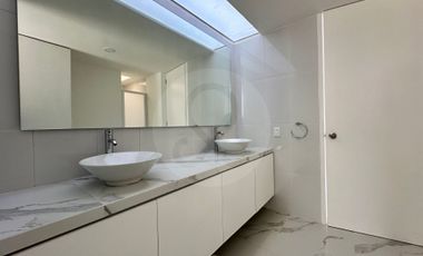 Casa en renta en Lomas de Tecamachalco