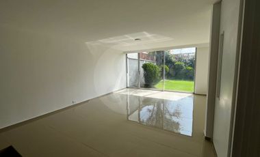 Casa en renta en Lomas de Tecamachalco