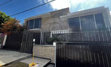 Casa en renta en Lomas de Tecamachalco
