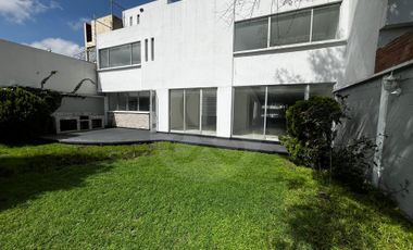 Casa en renta en Lomas de Tecamachalco