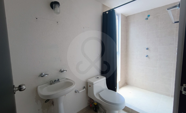 Casa en condominio en venta en La Loma