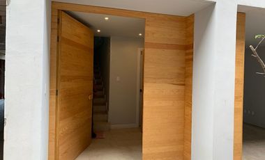 CONTADERO CASA EN CONDOMINIO EN RENTA  CON TERRAZA Y JARDÍN
