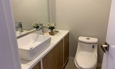CONTADERO CASA EN CONDOMINIO EN RENTA  CON TERRAZA Y JARDÍN