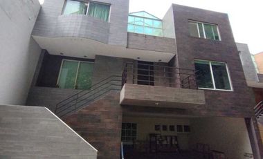 BOSQUES DE LAS PALMAS GRAN OPCION CASA CONDOMINIO EN VENTA