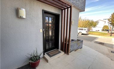 Casa de 4 recamaras y Celdas Solares. Sector Consulado