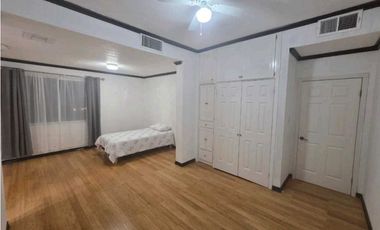 Casa de 4 recamaras y Celdas Solares. Sector Consulado