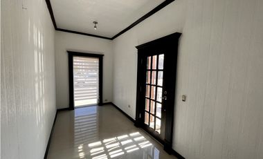 Casa de 4 recamaras y Celdas Solares. Sector Consulado