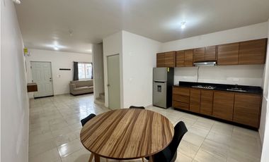 Casa en renta en Cabo San Lucas amueblada en privada con alberca, a 10 minutos de la marina