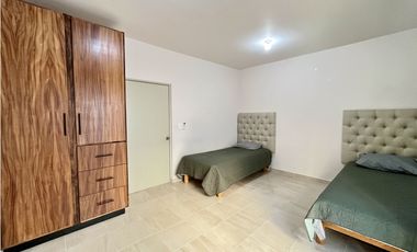 Casa en renta en Cabo San Lucas amueblada en privada con alberca, a 10 minutos de la marina