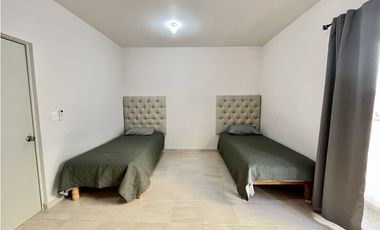 Casa en renta en Cabo San Lucas amueblada en privada con alberca, a 10 minutos de la marina