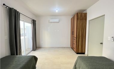 Casa en renta en Cabo San Lucas amueblada en privada con alberca, a 10 minutos de la marina