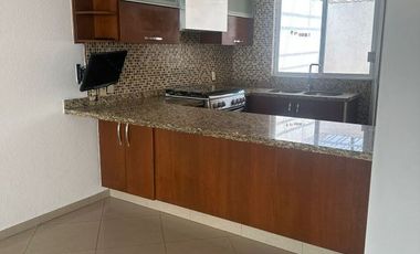 CASA EN RENTA EN EL FRACCIONAMIENTO DEL PILAR