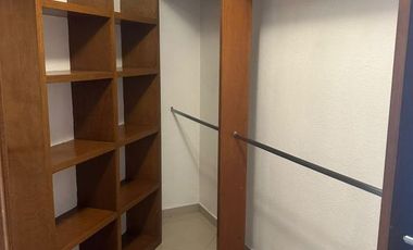 CASA EN RENTA EN EL FRACCIONAMIENTO DEL PILAR