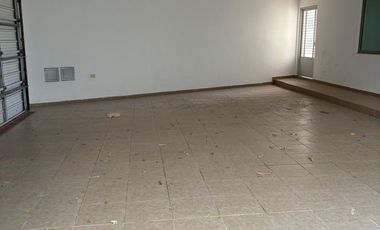 CASA EN RENTA EN COLINAS DE SAN MIGUEL