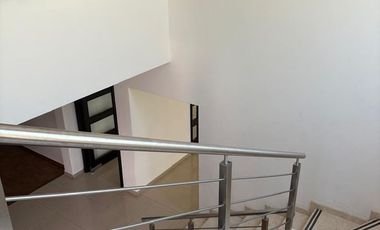 CASA EN RENTA EN COLINAS DE SAN MIGUEL