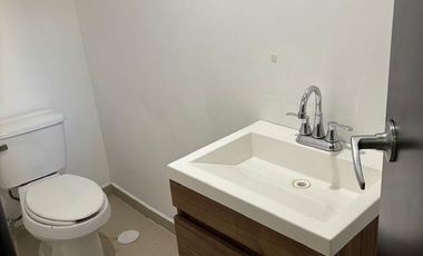 CASA EN RENTA EN COLINAS DE SAN MIGUEL