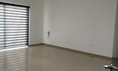 CASA EN RENTA EN COLINAS DE SAN MIGUEL