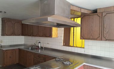 Casa ubicada en una zona céntrica de Toluca, cerca de Venustiano Carranza, en Av. Felipe Villanueva 622, Col. Morelo casa en venta con opción a compra