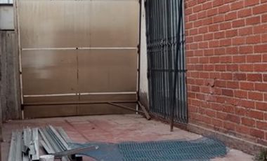 Casa en Arriendo en Detrás de Alvi