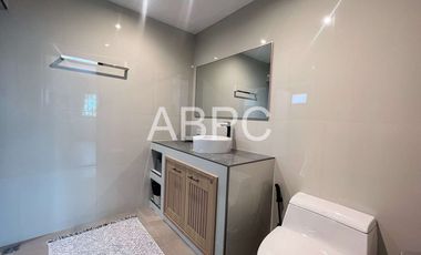 2 Bedrooms 2 Bathrooms in Bangsaray