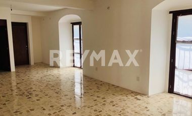Renta de Casa comercial en la Zona Mas exclusiva y comercial de Oaxaca - (3)