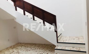 Renta de Casa comercial en la Zona Mas exclusiva y comercial de Oaxaca - (3)