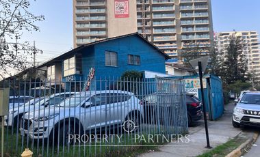 Espectacular Local en Las Condes (83UF/m2)