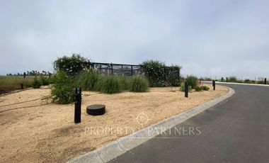 Matanzas, Moderna Casa con Vista en Condominio