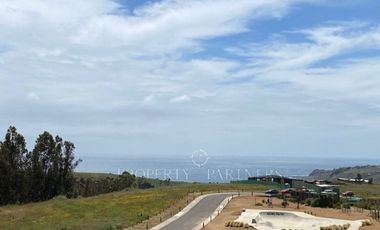 Matanzas, Moderna Casa con Vista en Condominio