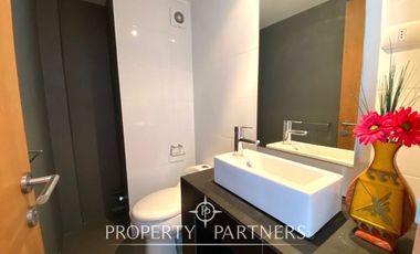 Oficina Dos Ambientes  en Portal Amunategui con Vista Norte