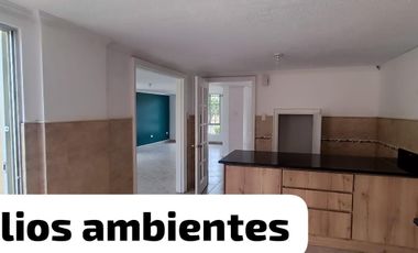 Casa en Venta San Antonio Mitad de Mundo 3D + 3P + BALCON TERRAZA BBQ 284M2
