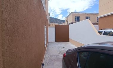 Casa en Venta San Antonio Mitad de Mundo 3D + 3P + BALCON TERRAZA BBQ 284M2