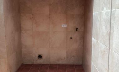 Casa en Venta San Antonio Mitad de Mundo 3D + 3P + BALCON TERRAZA BBQ 284M2