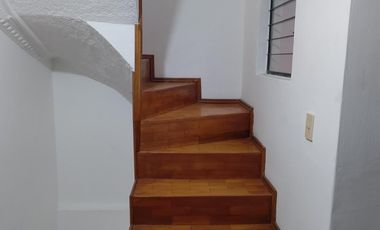 CASA EN VENTA SECTOR MERCADO DE CARAPUNGO 159M2