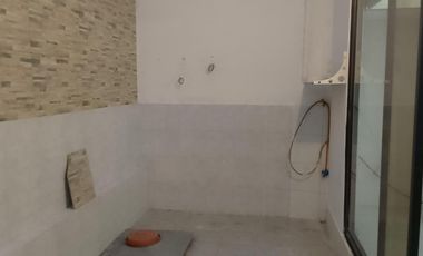 CASA EN VENTA SECTOR MERCADO DE CARAPUNGO 159M2
