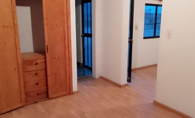 CASA EN VENTA SECTOR MERCADO DE CARAPUNGO 159M2