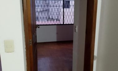 CASA EN VENTA SECTOR MERCADO DE CARAPUNGO 159M2