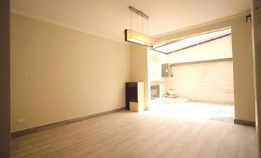 SANTA LUCÍA NORTE DE QUITO CASA EN VENTA 4 HABITACIONES  1 PARQUEADERO