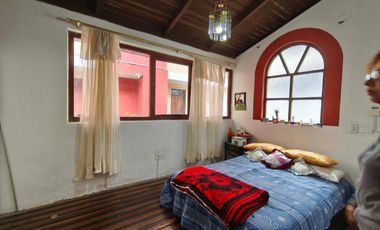 Casa en Venta Quito centro norte 235m2 5 habitaciones 2 parqueaderos